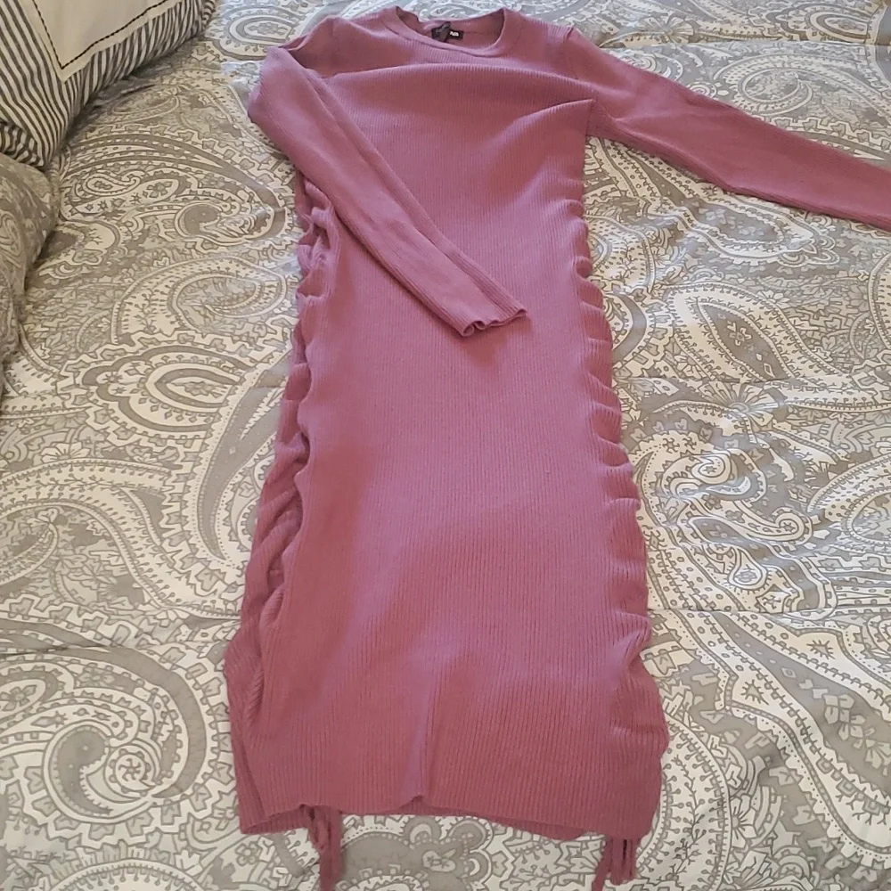 Fashion Nova sweater dress - Picture 4 of 7